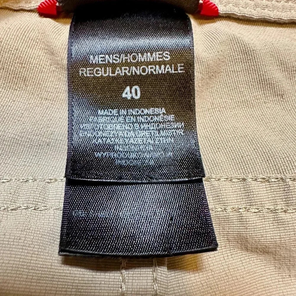 The North Face Khaki Cargo Hiking Outdoor Short in Men's 40 - Picture 3 of 6